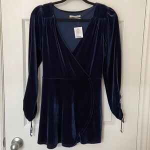 NWT UO‎ Long Sleeve Velvet Romper